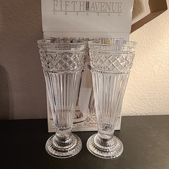 EXQUISITE NEW IN BOX 5th AVENUE Pair of 10" Reversible Candle Holder & Vase. - Picture 5 of 7